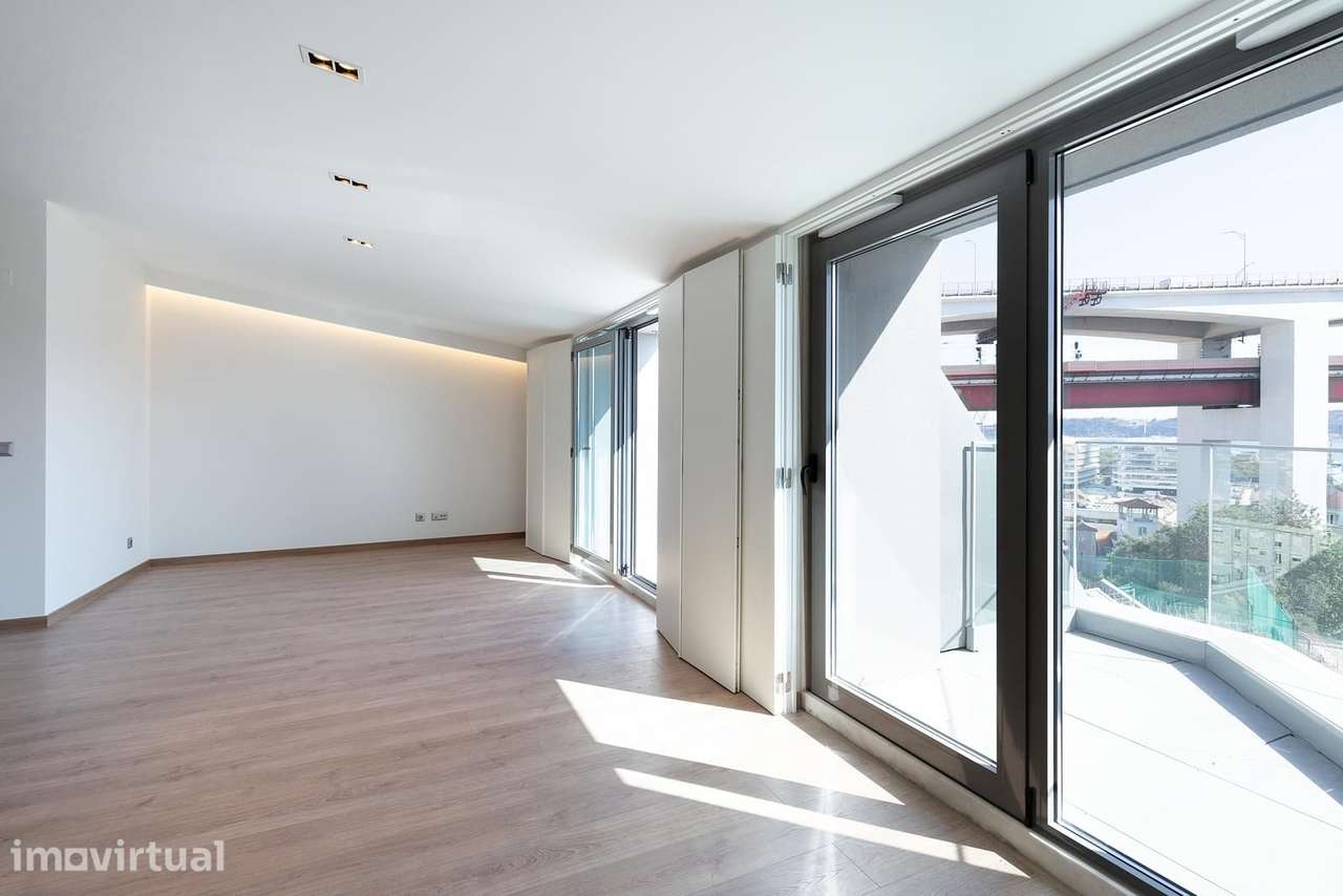 Apartamento T3 com vista, Alcântara, Lisboa - Grande imagem: 2/37