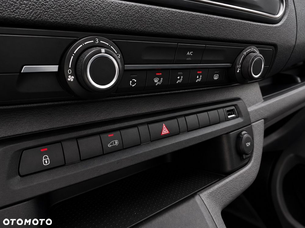 Opel Vivaro - 13
