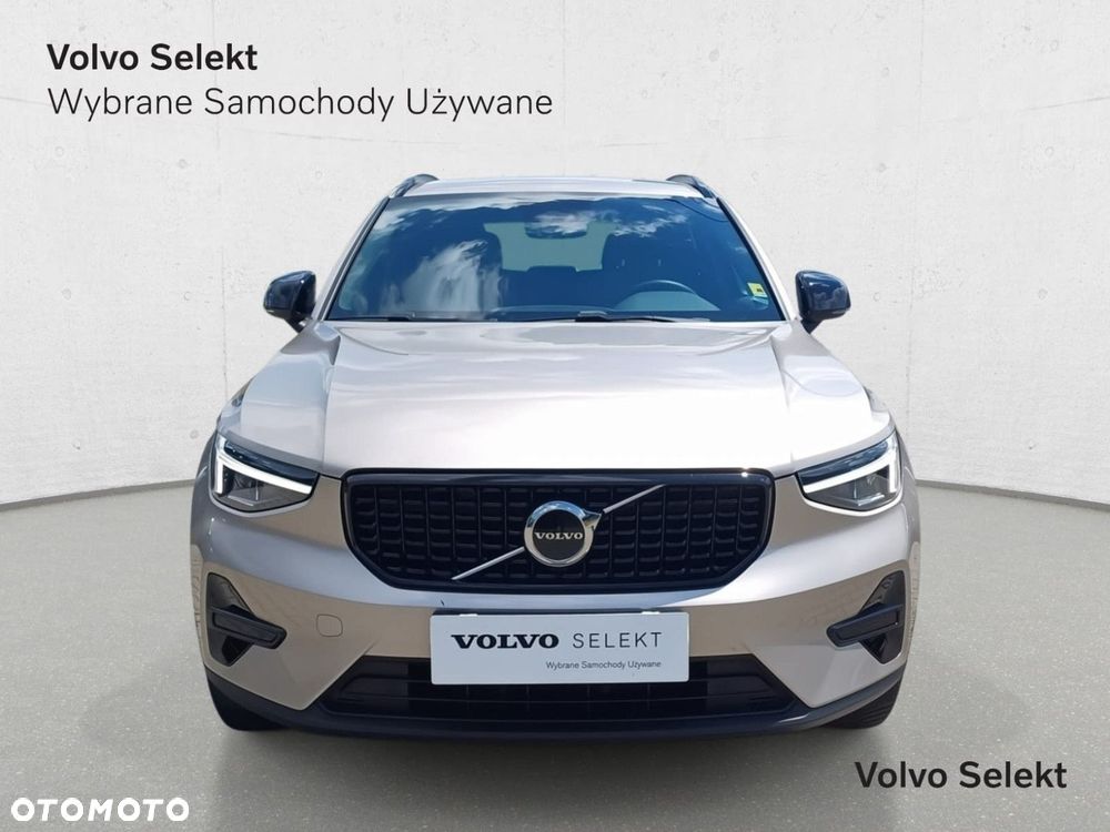 Volvo XC 40 - 3