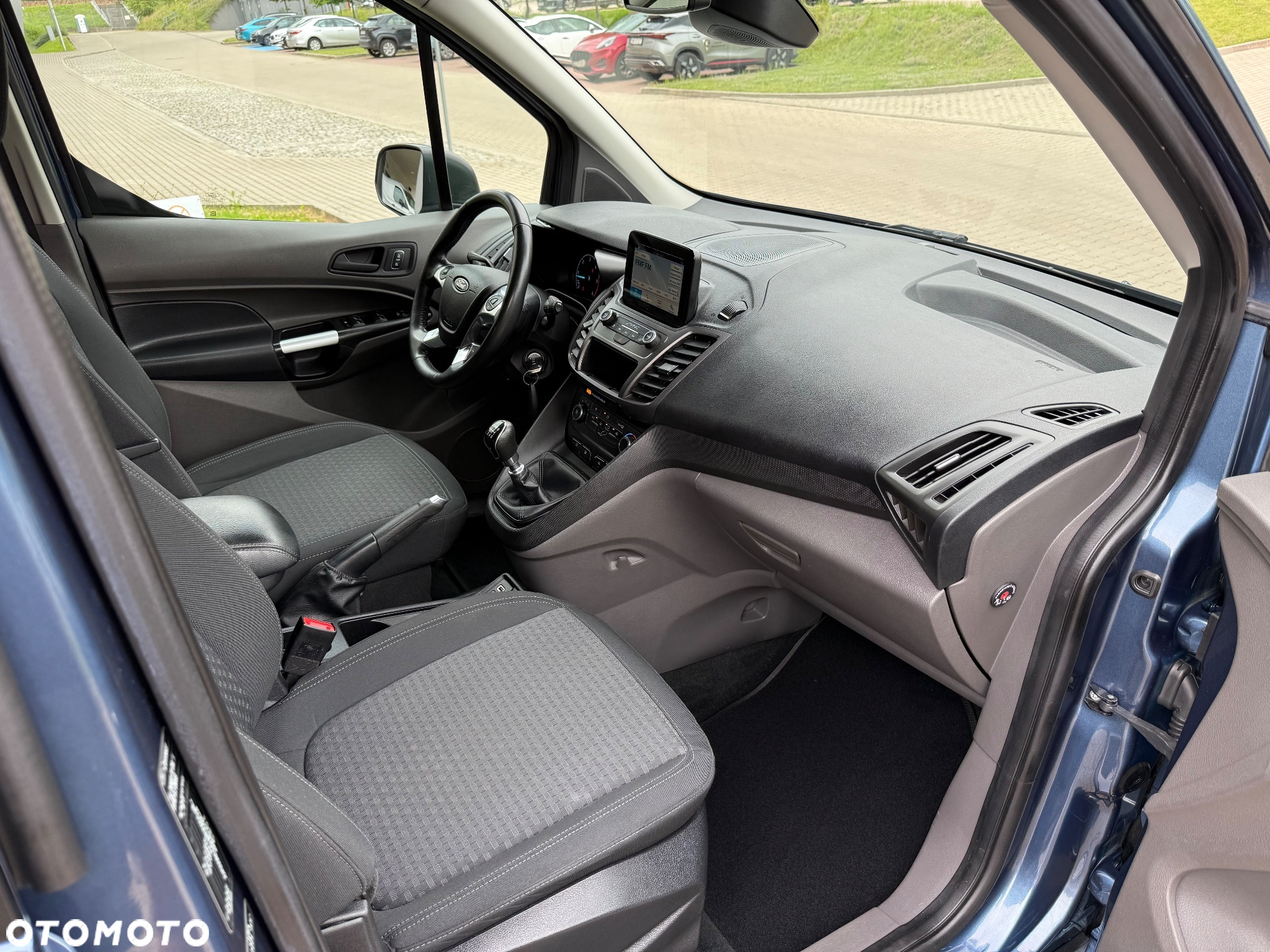 Ford Tourneo Connect Grand - 10