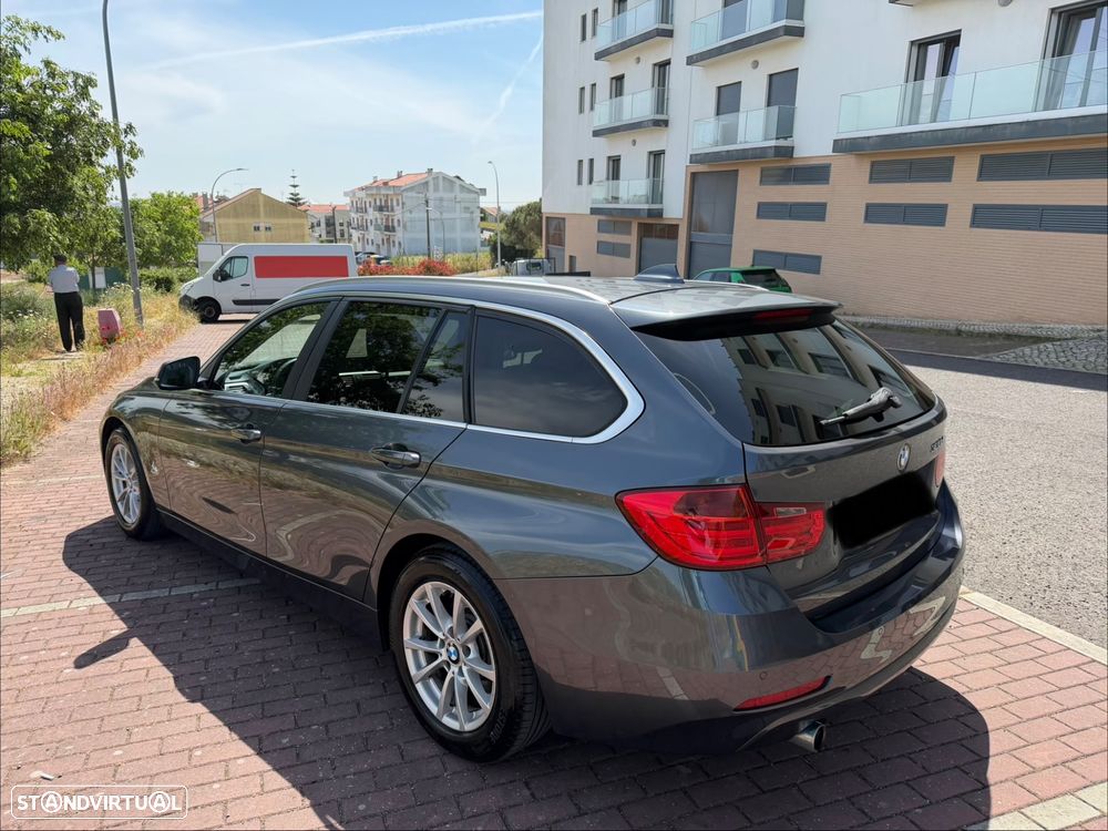 BMW 320 d Auto Line Luxury - 13