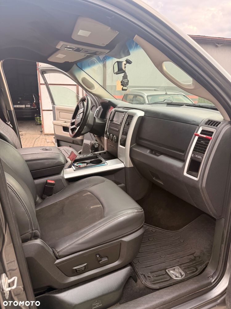 Dodge RAM 5.7 4WD HEMI - 11