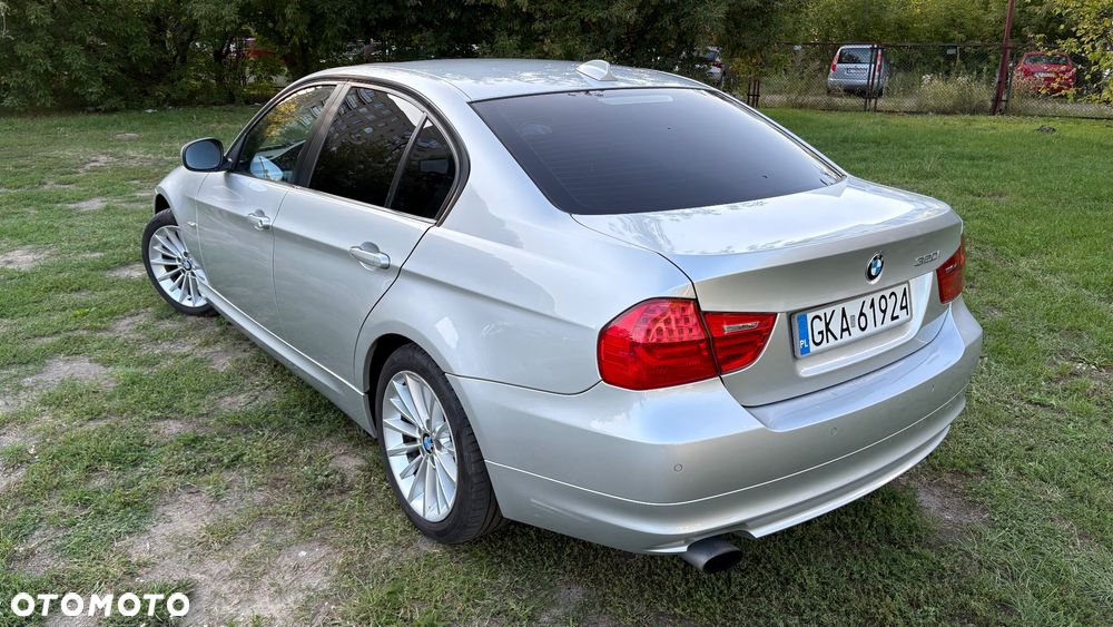 BMW Seria 3 320i - 20