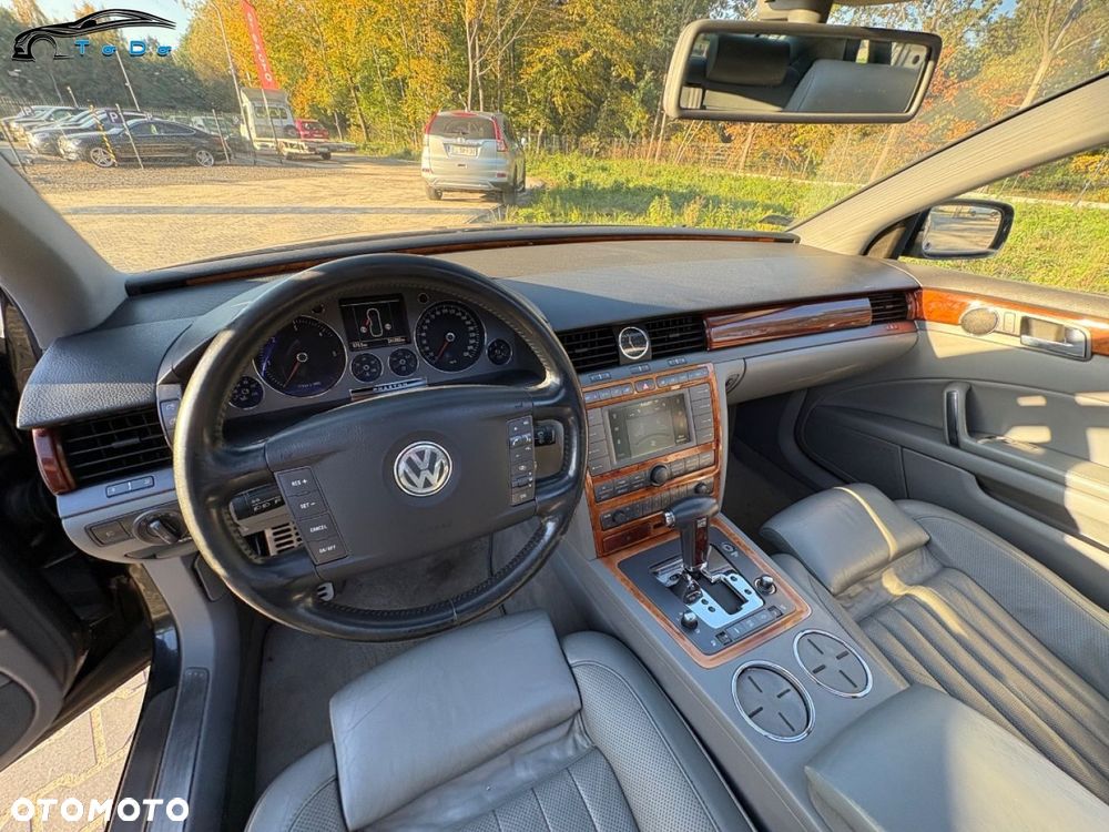 Volkswagen Phaeton - 23