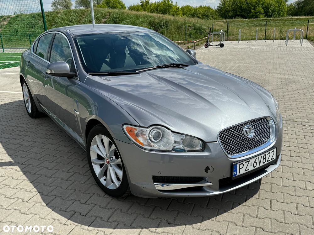 Jaguar XF 2.7 V6 D Luxury - 5