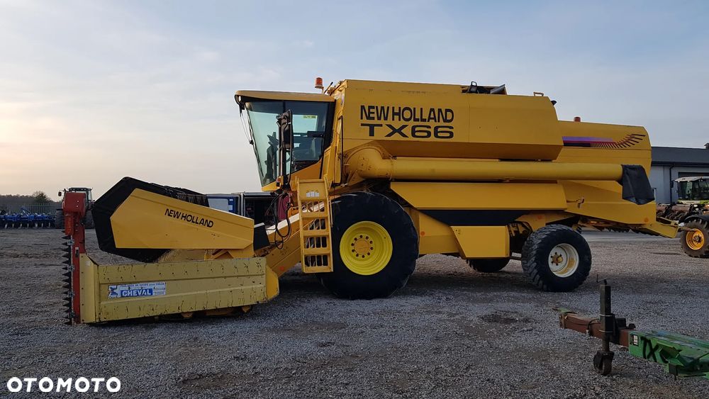 New Holland TX 66 2001R - 7