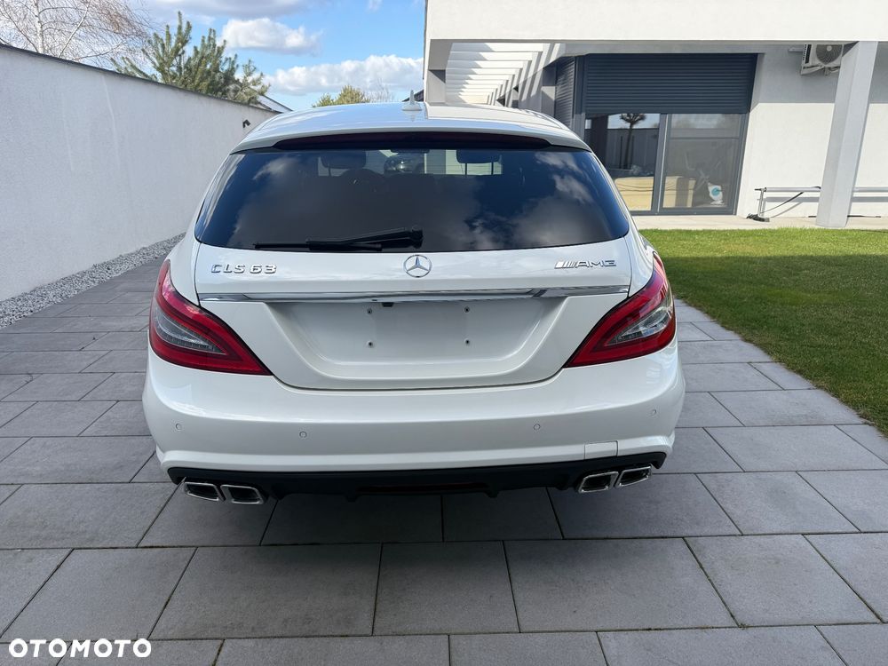 Mercedes-Benz CLS 63 AMG AMG SPEEDSHIFT MCT - 9