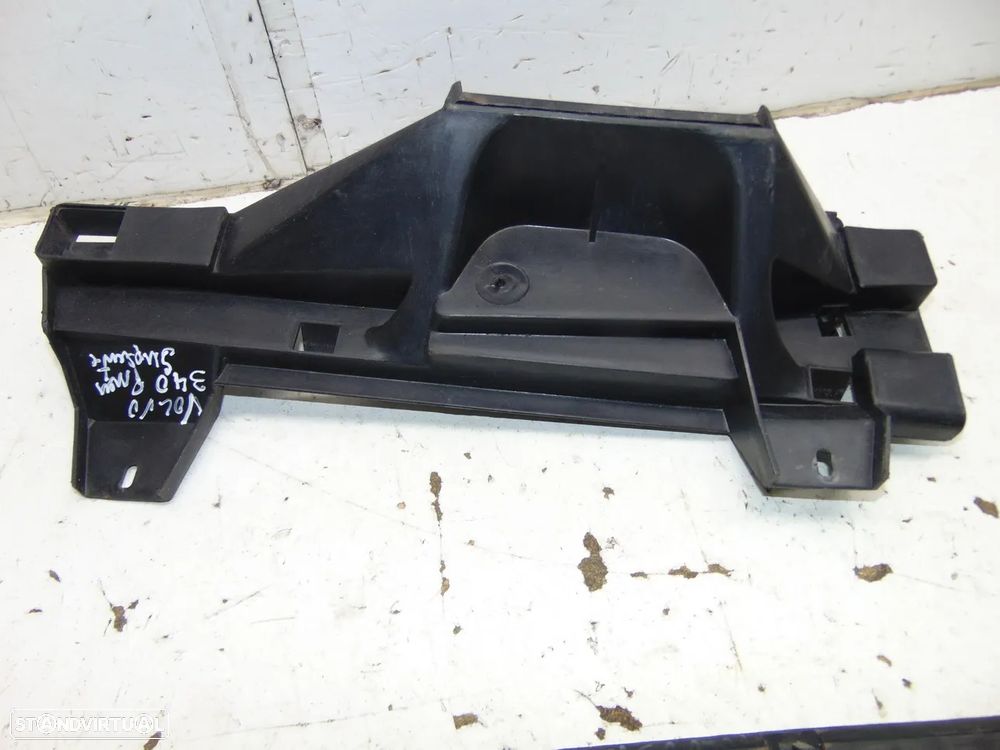 Volvo 340 grelha capot - 9