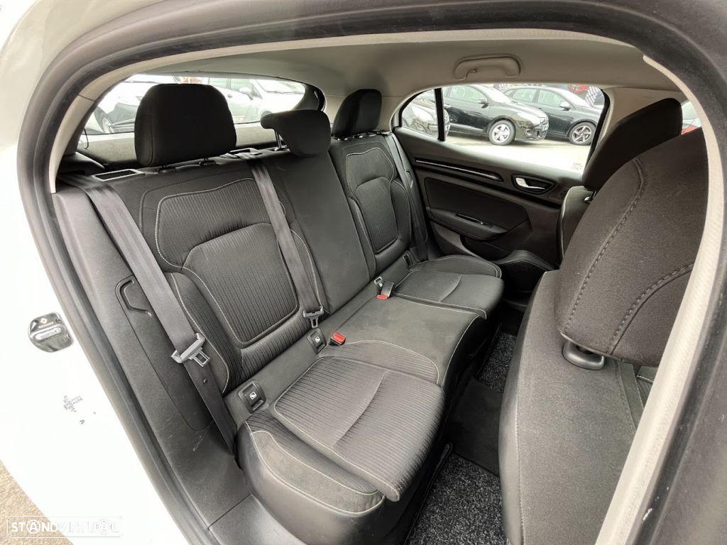 Renault Mégane 1.5 dCi Zen - 41