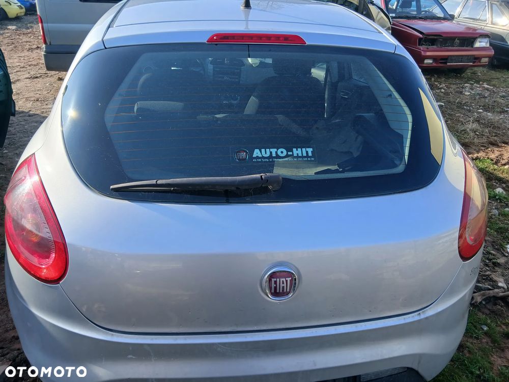 Fiat Bravo II Klapa Bagażnika Tył Tylna Kolor 620B Srebrna - 1