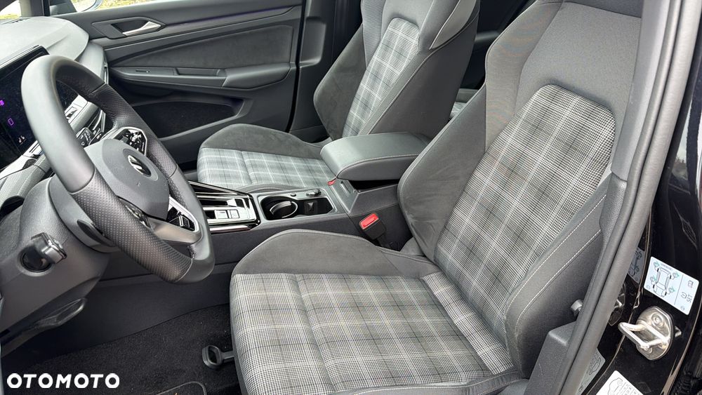 Volkswagen Golf 2.0 TDI SCR DSG GTD - 27