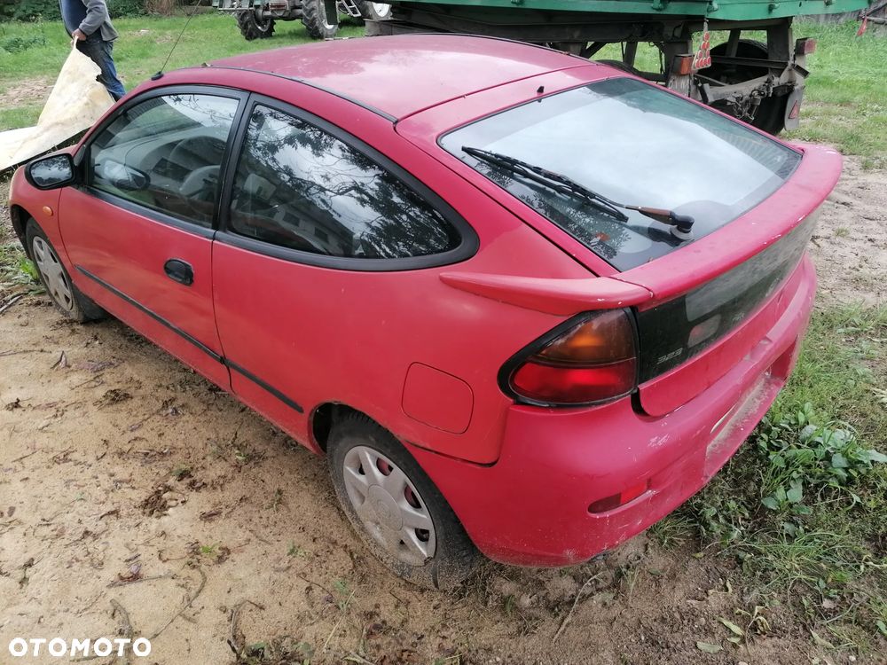 Mazda 323 C 1.5 Comfort - 1