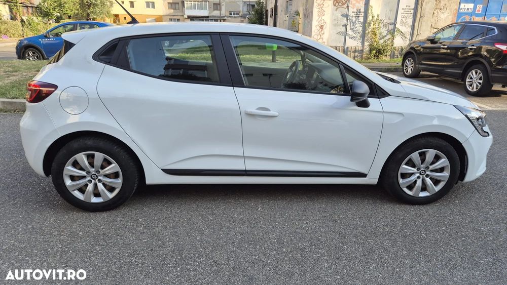 Renault Clio - 7