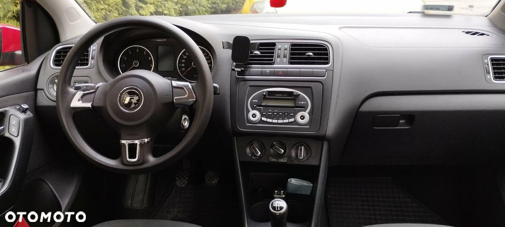 Volkswagen Polo 1.4 16V Comfortline - 22