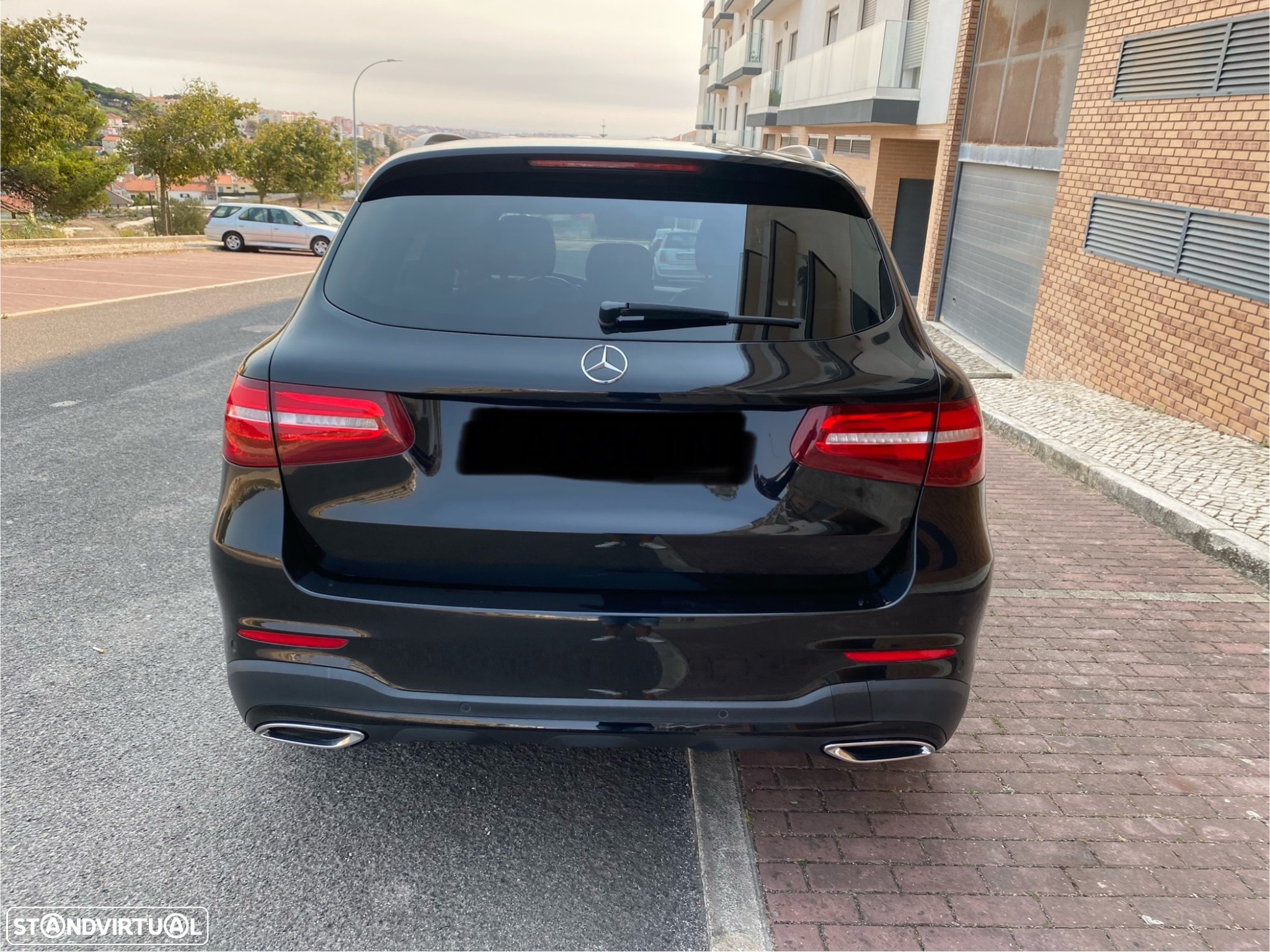 Mercedes-Benz GLC 250 d 4Matic 9G-TRONIC AMG Line - 8