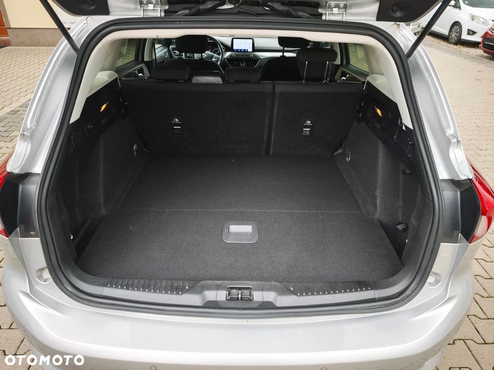 Ford Focus 1.5 EcoBlue Start-Stopp-System TITANIUM - 23