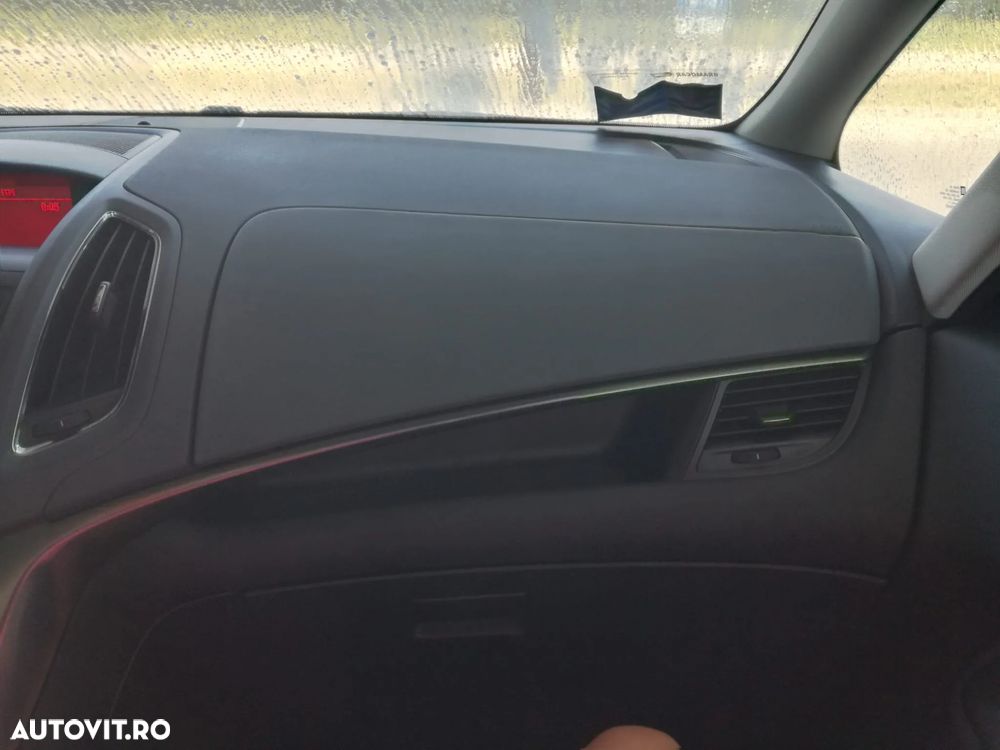 Opel Zafira Tourer 2.0 CDTI ECOTEC Cosmo - 9