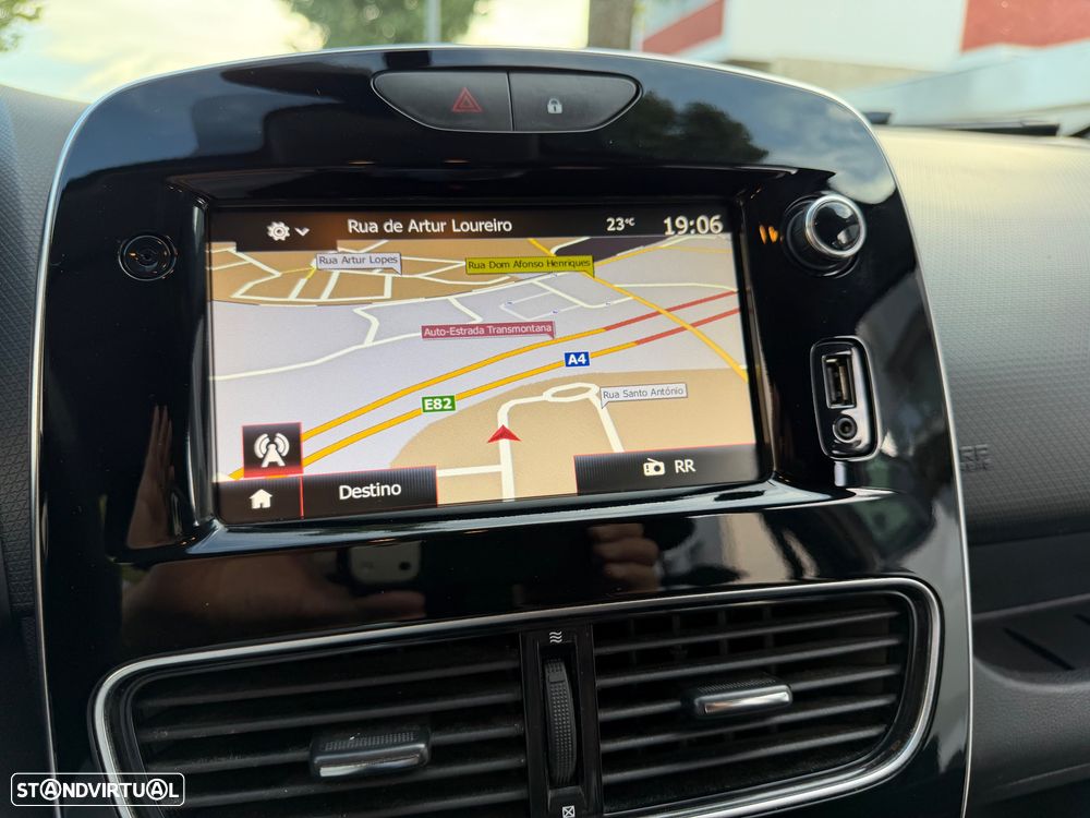 Renault Clio 0.9 TCe Limited - 14