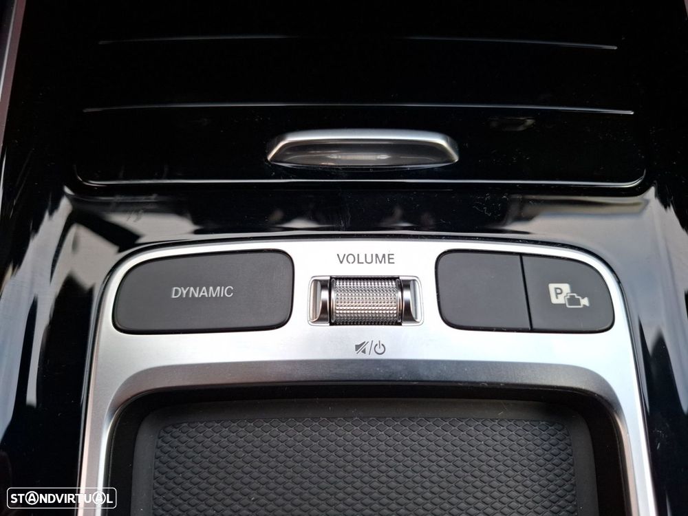 Mercedes-Benz GLB 200 d AMG Line - 21