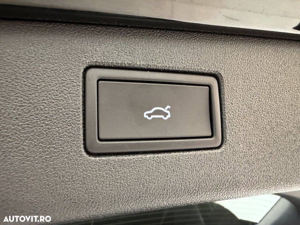 Volkswagen Tiguan - 34