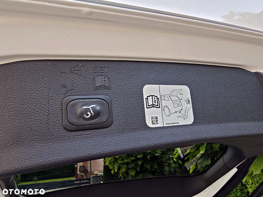 Ford Kuga 1.5 EcoBoost 2x4 ST-Line - 33