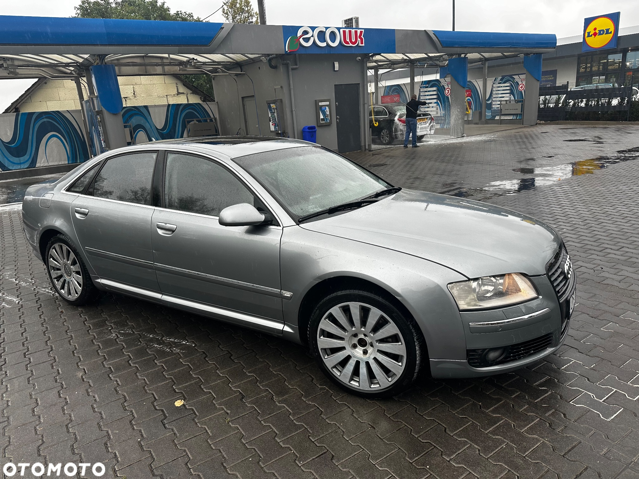 Audi A8 4.2 TDI Quattro - 2