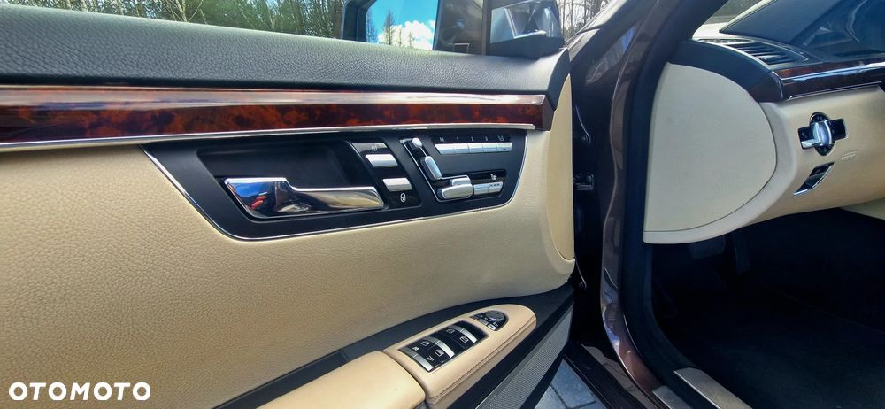 Mercedes-Benz Klasa S 350 BlueTEC DPF 4Matic 7G-TRONIC - 19