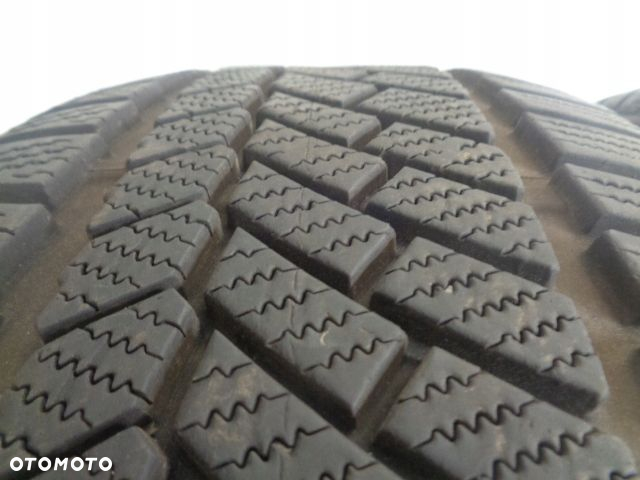 CONTINENTAL WINTERCONTACT TS830P 235/40R19 92V - 4