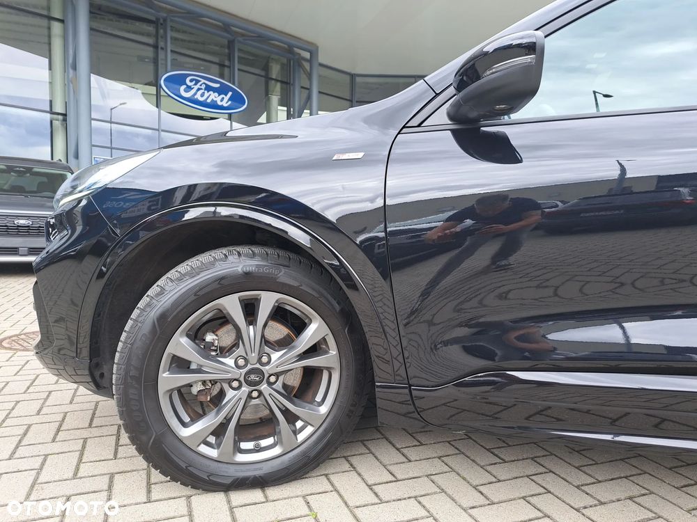 Ford Kuga 2.5 FHEV FWD ST-Line - 12