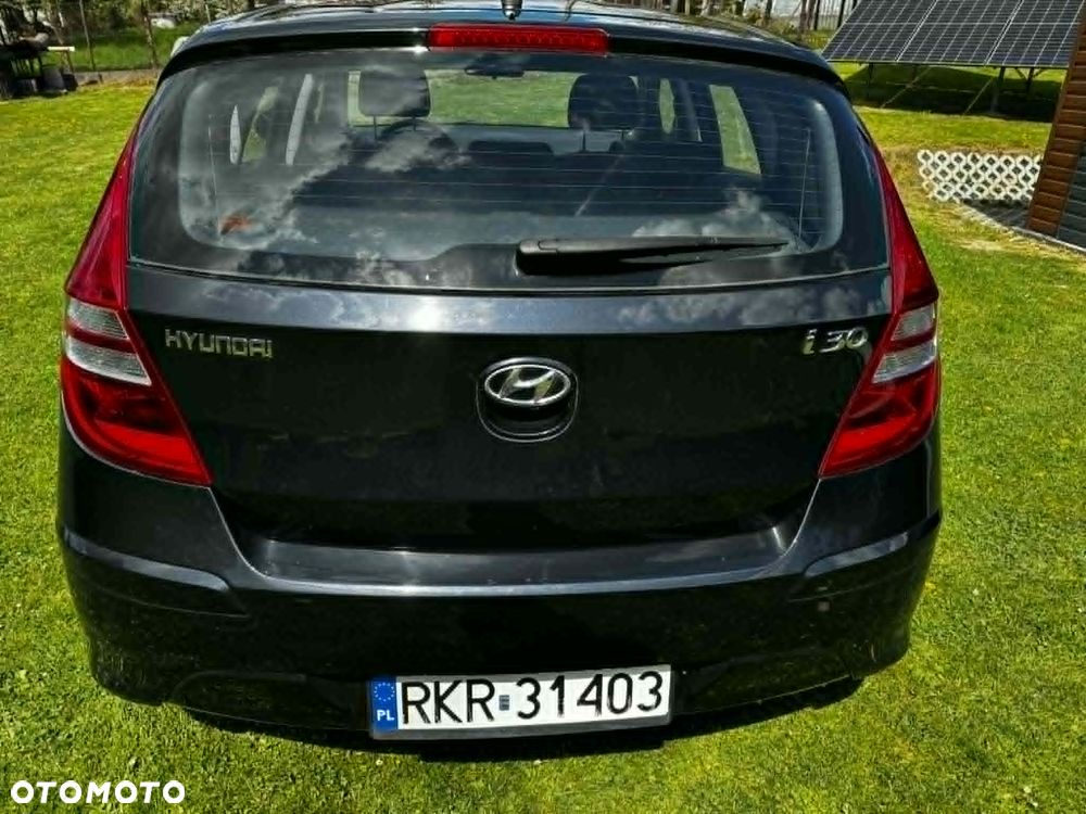 Hyundai i30 1.4 Blue Classic - 12