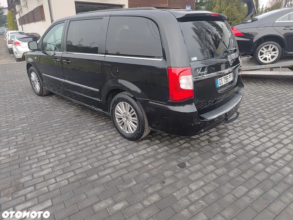 Lancia Voyager 2.8CRD Platinum - 6