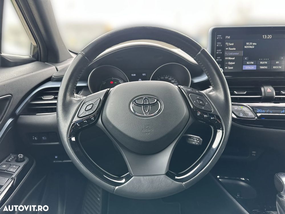 Toyota C-HR - 16