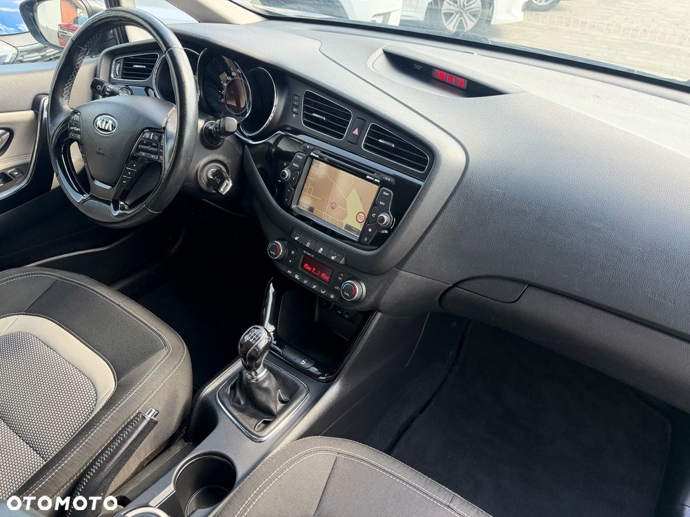 Kia Ceed 1.6 CRDi Spirit - 19