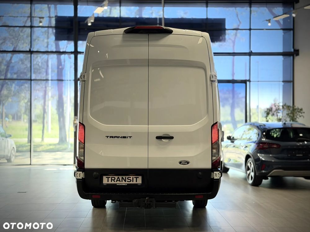 Ford Transit - 13