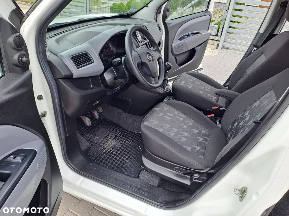 Opel Combo 1.4 Enjoy Eu6 - 10
