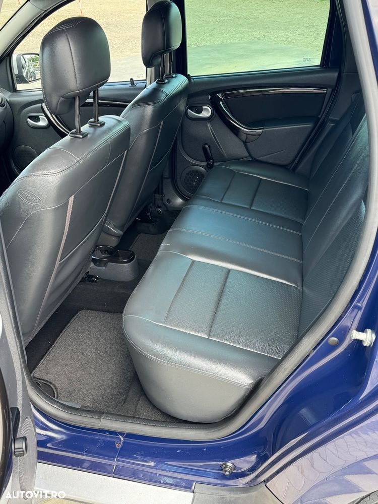 Dacia Duster dCi 110 FAP 4x4 Prestige - 10