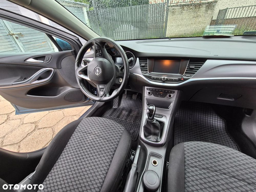 Opel Astra 1.4 T Enjoy - 4