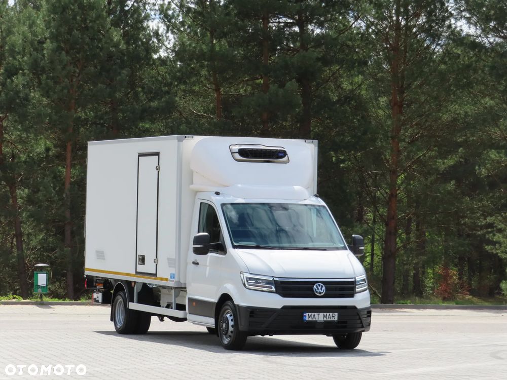 Volkswagen Crafter 50 BiTDI 2.0 177 KM Mroźnia -29 st.C + Winda Załadowcza DHOLLANDIA 750 Kg UDŹWIG, Grube Ściany Chłodnia Boczne Drzwi IGLOOCAR Rozstaw Osi 4490 mm, DMC 3500 Kg, Kat. Prawa Jazdy B, Tylne Koła Bliźniacze WZMACNIANY, Tempomat, Asystent Jazdy Stan Wizualny I Techniczny NOWY Tak Jak Z Taśmy Produkcyjnej Gotowy Dostępny OKAZJA POLECAM - 2