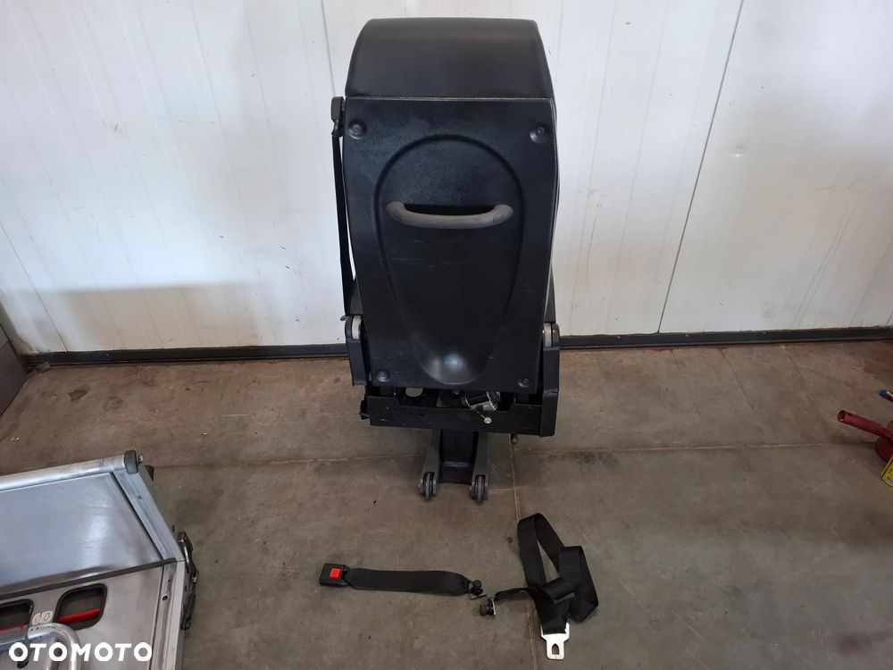 Fotel do karetki obrotowy GRUAU - 5