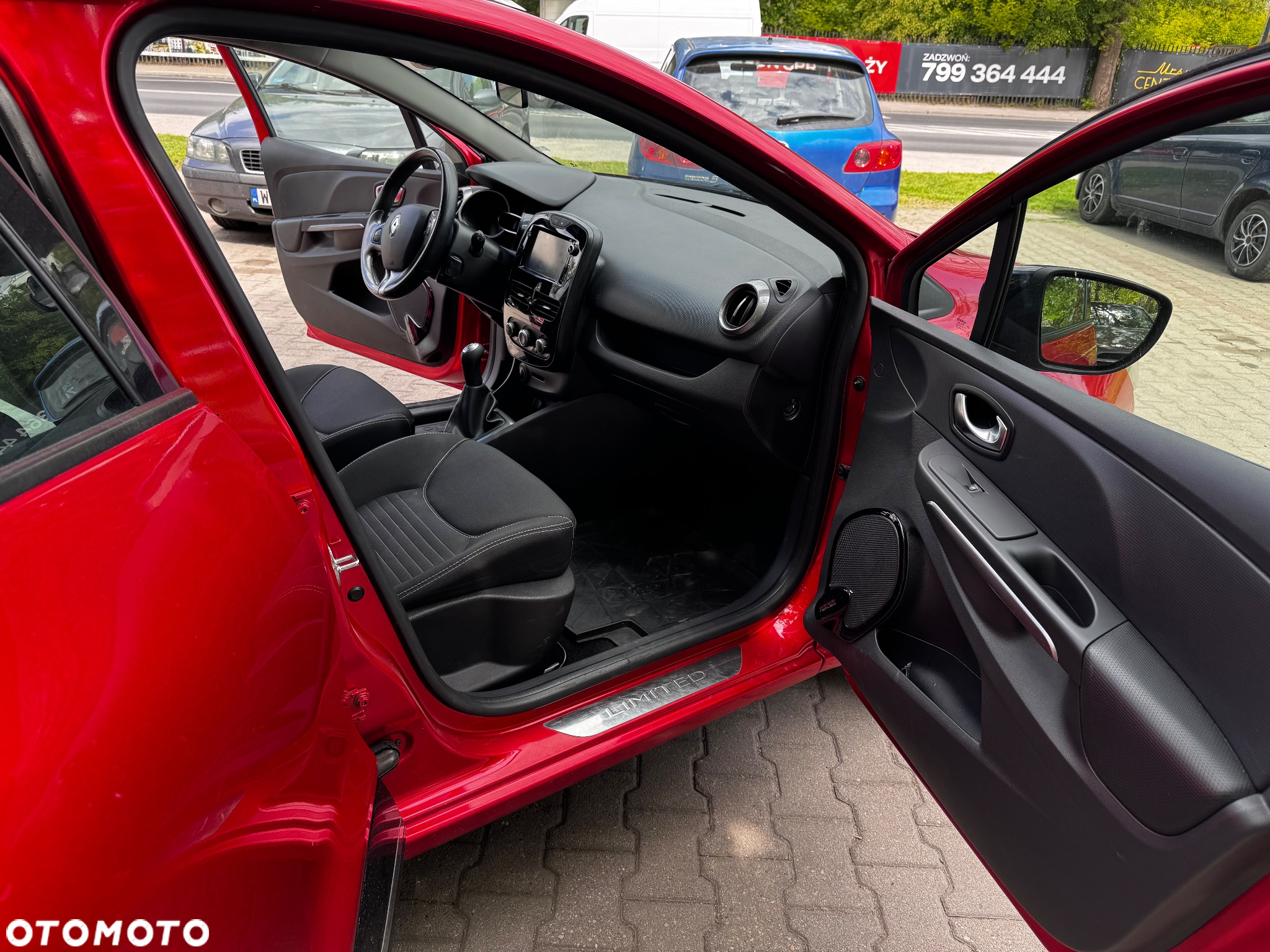Renault Clio 1.2 16V Limited EU6 - 14