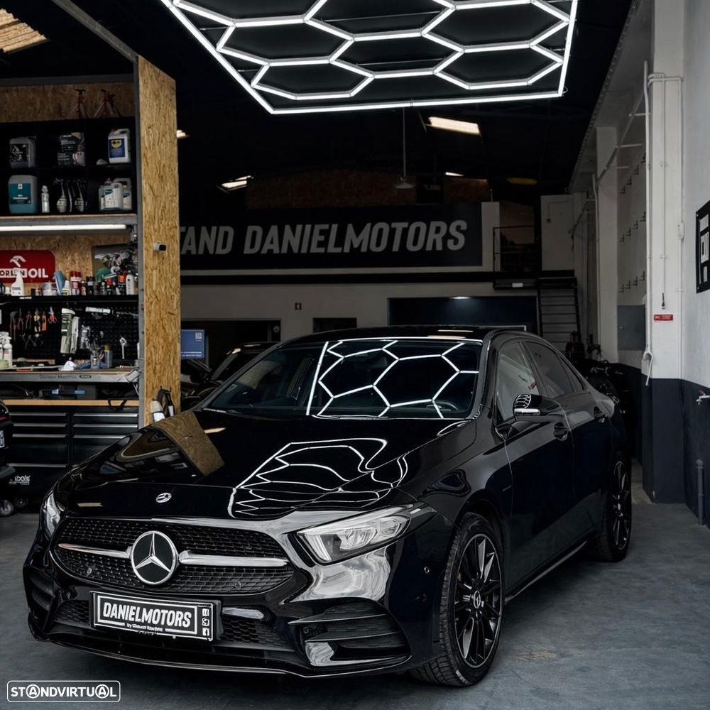 Mercedes-Benz A 250 Limousine e 8G-DCT AMG Line - 1