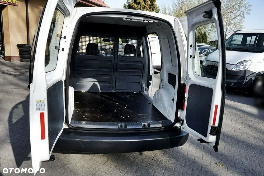 Volkswagen Caddy - 21