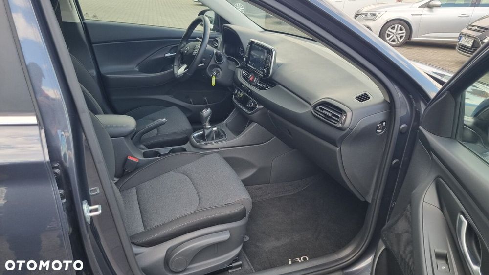 Hyundai i30 - 19