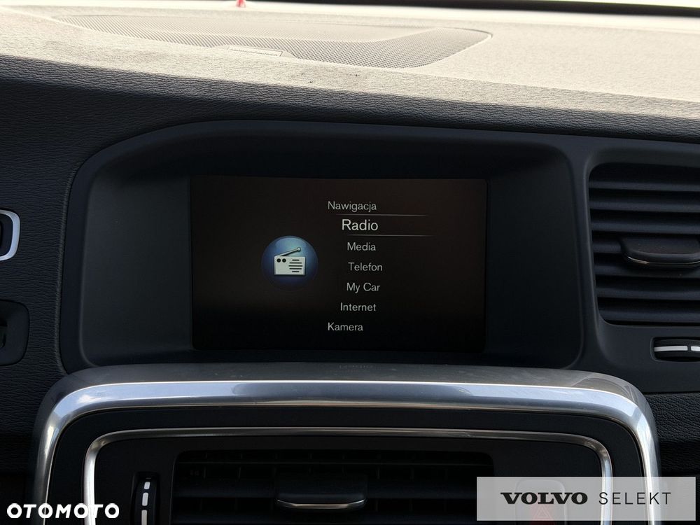 Volvo V60 Cross Country - 27