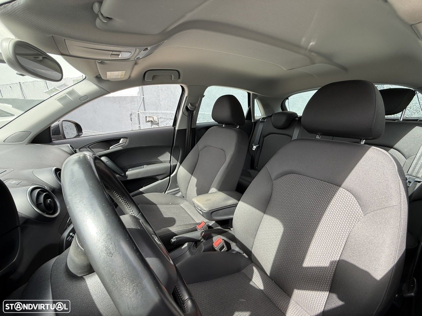 Audi A1 Sportback 1.0 TFSI Design - 6