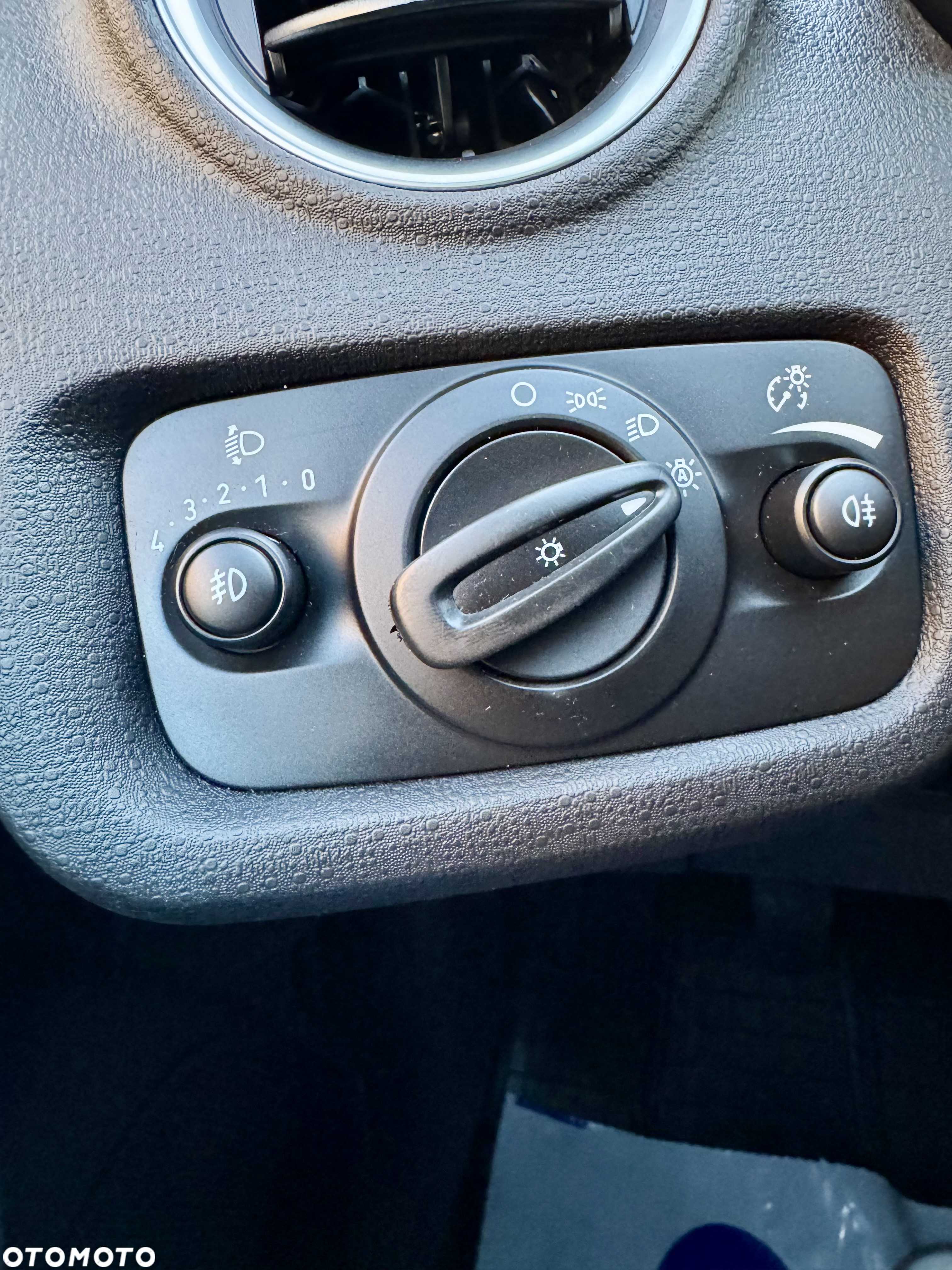 Ford Fiesta 1.0 EcoBoost Start-Stop Titanium - 33