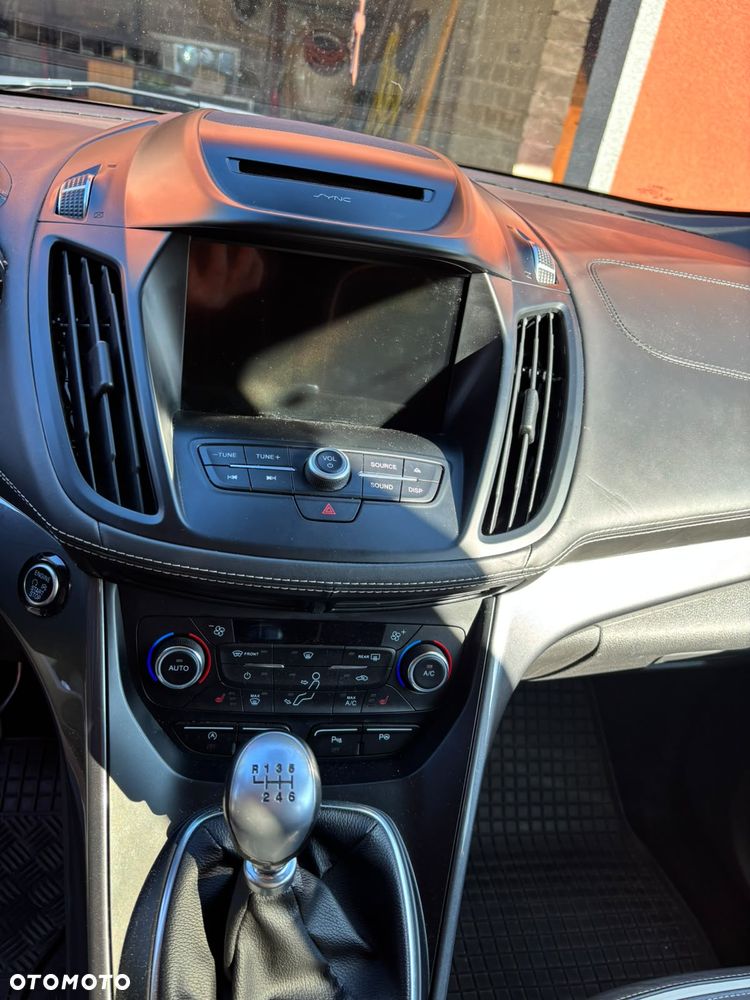 Ford Kuga Vignale 1.5 EcoBoost FWD ASS - 16