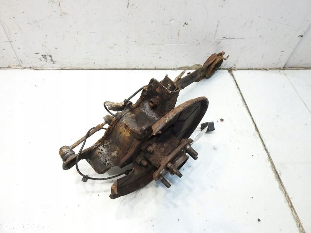 PIASTA ZWROTNICA WAHACZ PRAWY TYŁ FORD MONDEO MK4 IV KOMBI 2.0 TDCI - 8