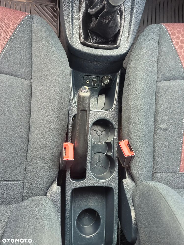 Ford Fiesta 1.4 Titanium - 27