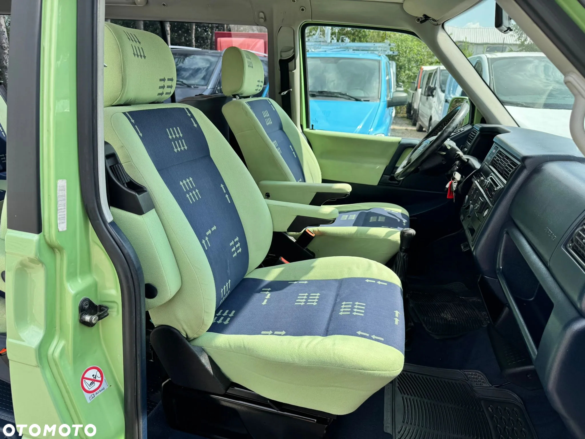 Volkswagen Multivan TDI - 17